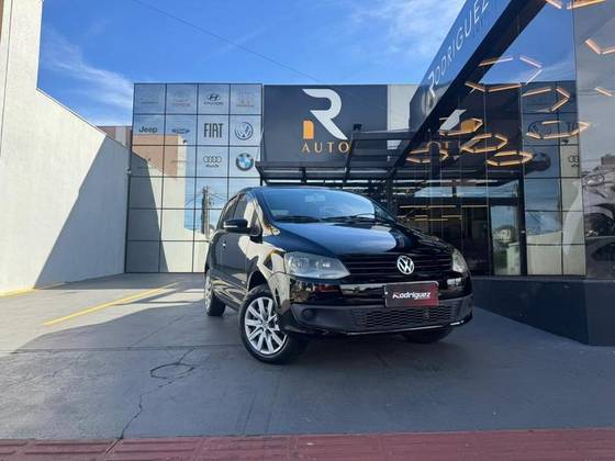 VOLKSWAGEN FOX 1.0 MI TREND 8V FLEX 4P MANUAL VOLKSWAGEN FOX 1.0 MI TREND 8V FLEX 4P MANUAL